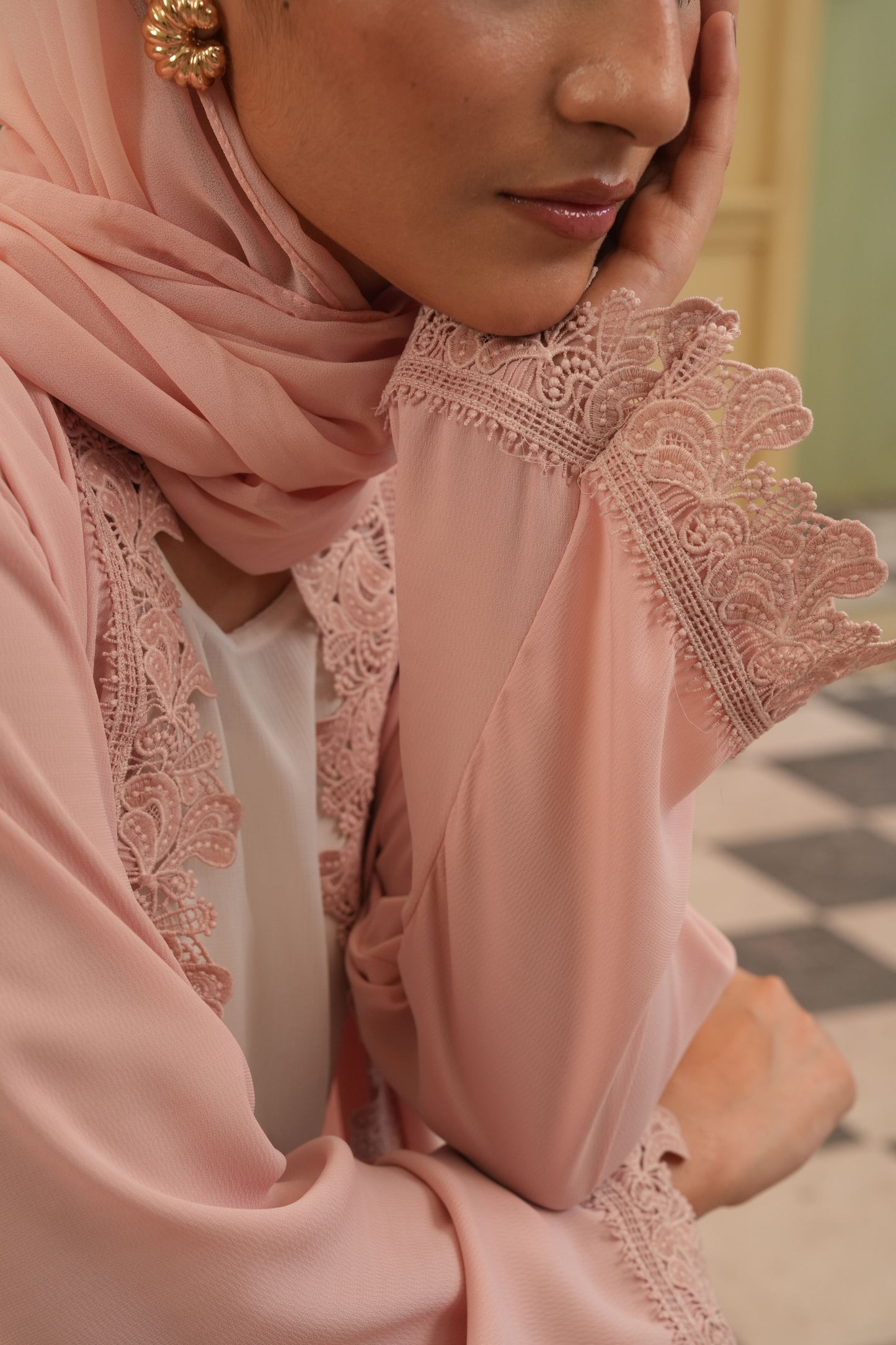 Gul Abaya