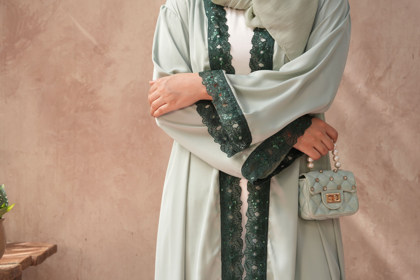 Yesįm Abaya