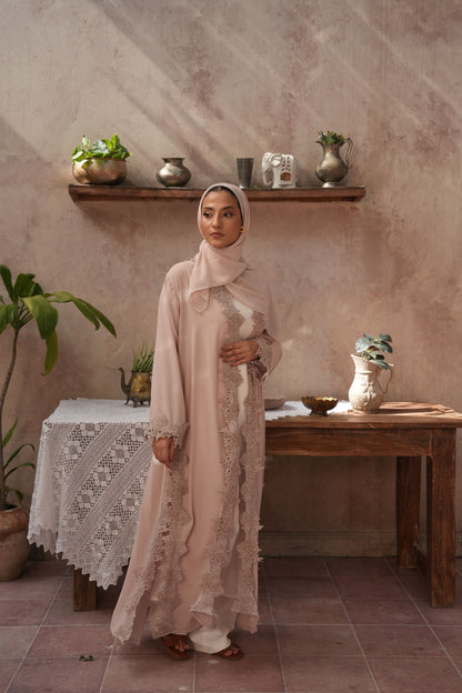 Nur Abaya