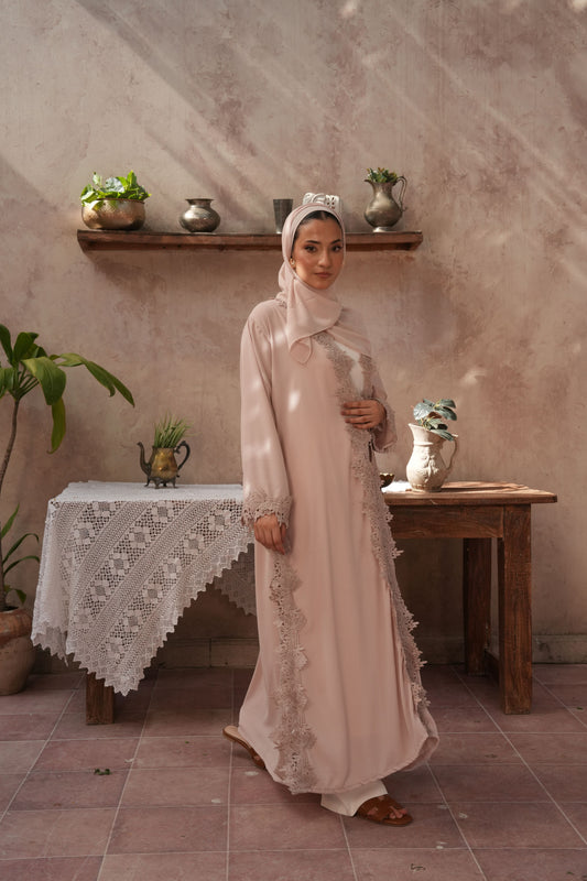 Nur Abaya